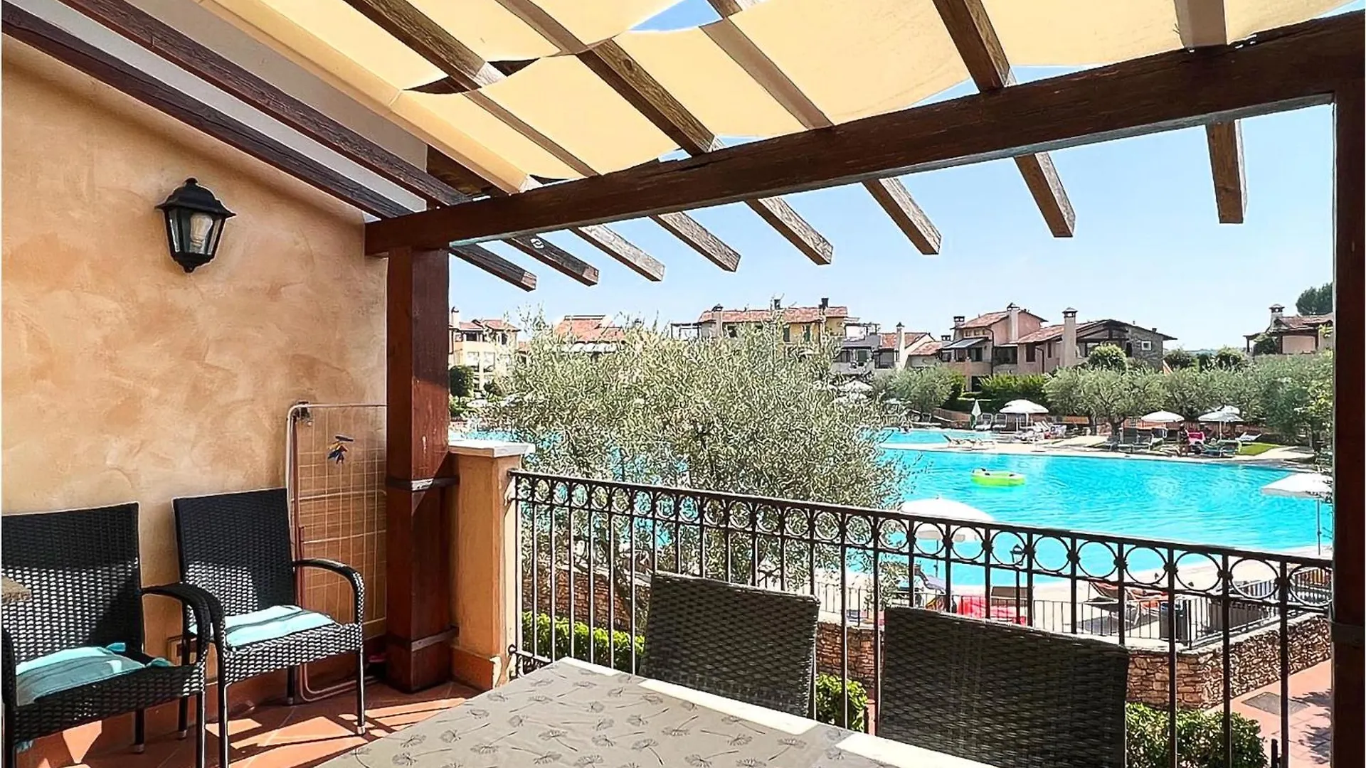Bilo Sup, Apartment Peschiera del Garda Italy
