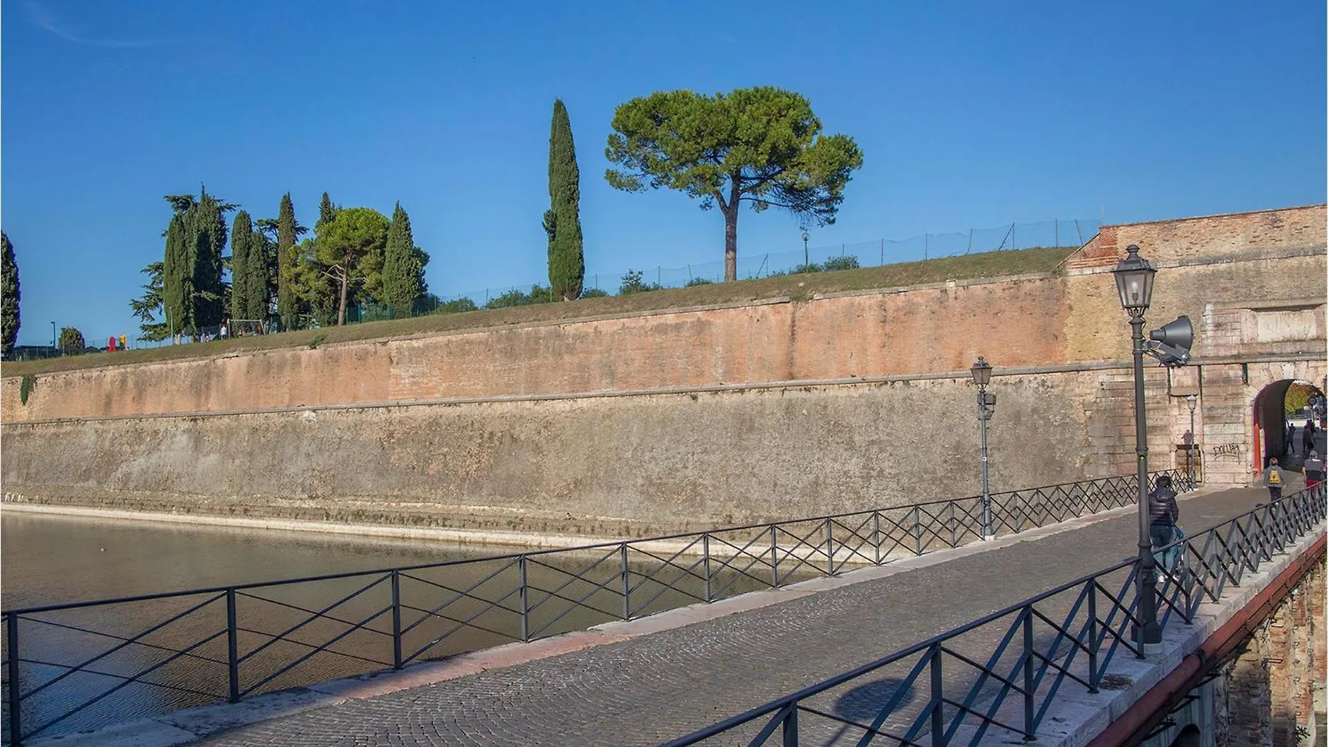 Bilo Sup, Lägenhet Peschiera del Garda